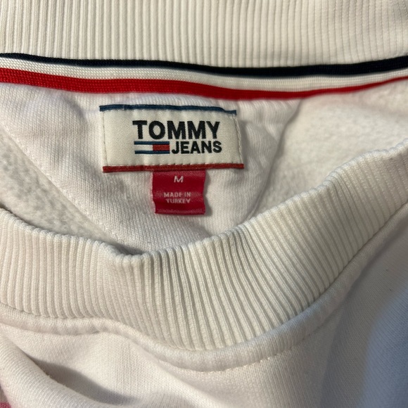 EUC Tommy Jeans Cropped sweatshirt size Medium - Picture 9 of 12